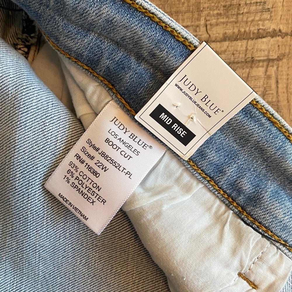 Judy Blue Bootcut Light Blue Boot Cut Leg Jeans 🆕 - Picture 5 of 12